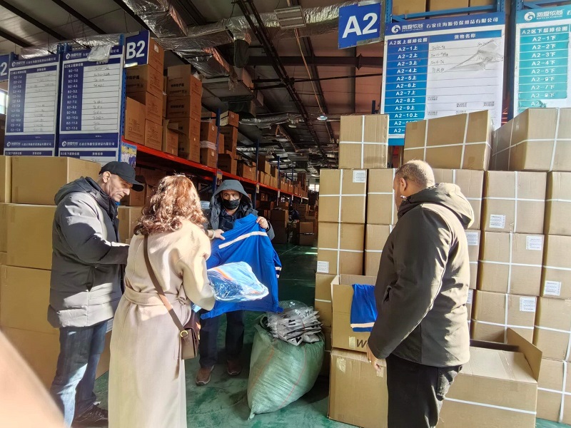European customers come to the factory