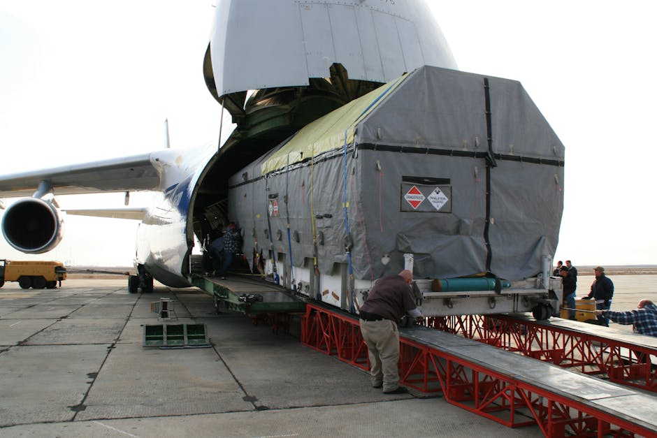 A plane transporting Chinese workwear by air to Saudi Arabia